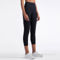 Bidh factaraidh leggings cropped BLack a ’solarachadh gu dìreach